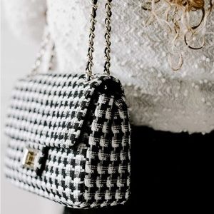 Karl Lagerfeld Paris Agyness Shoulder Bag